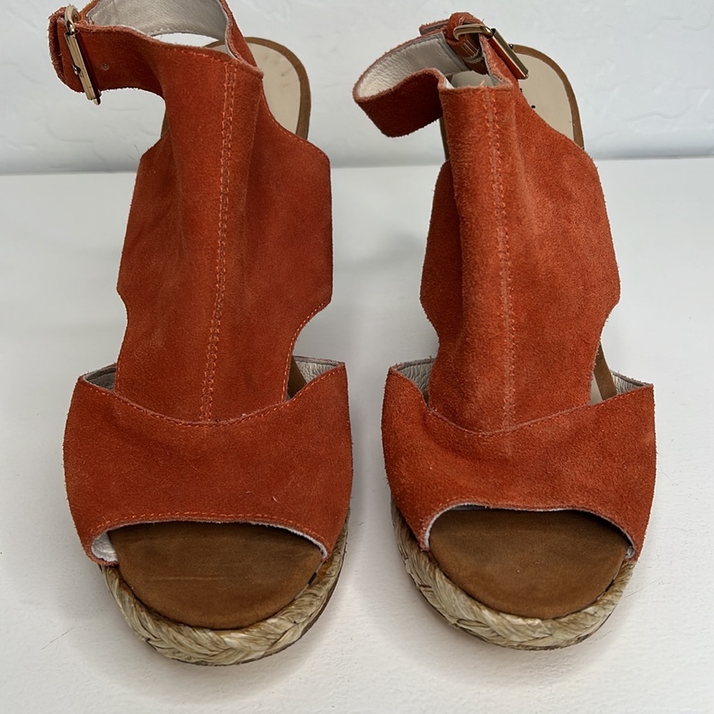 Bibi Lou rust orange suede & chevron wedge size 9 from Anthropologie - Picture 4 of 15